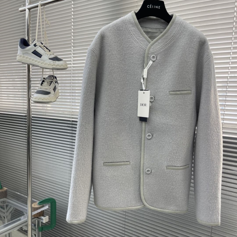 chr1st1an D10r outwear